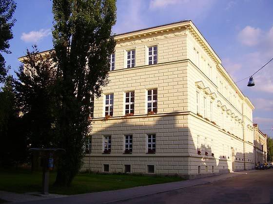 gimnazija_02-2004