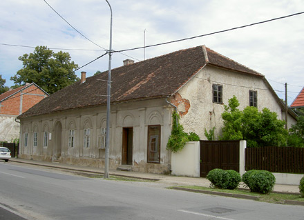 gupceva_01_br23_2004