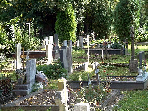 st_nikola_groblje_01_2005
